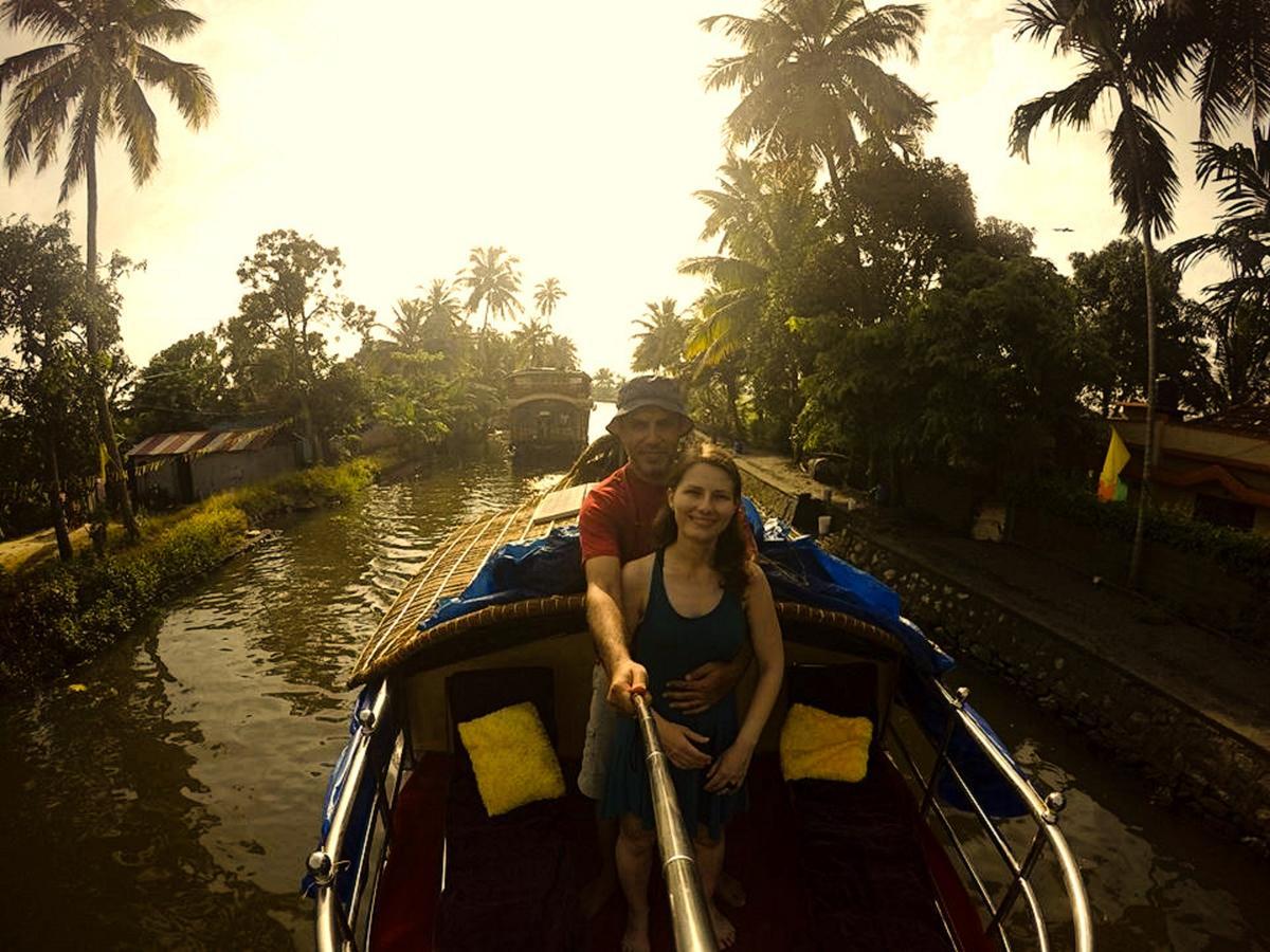 Aham Yoga Nest Bed & Breakfast Alappuzha Exterior photo